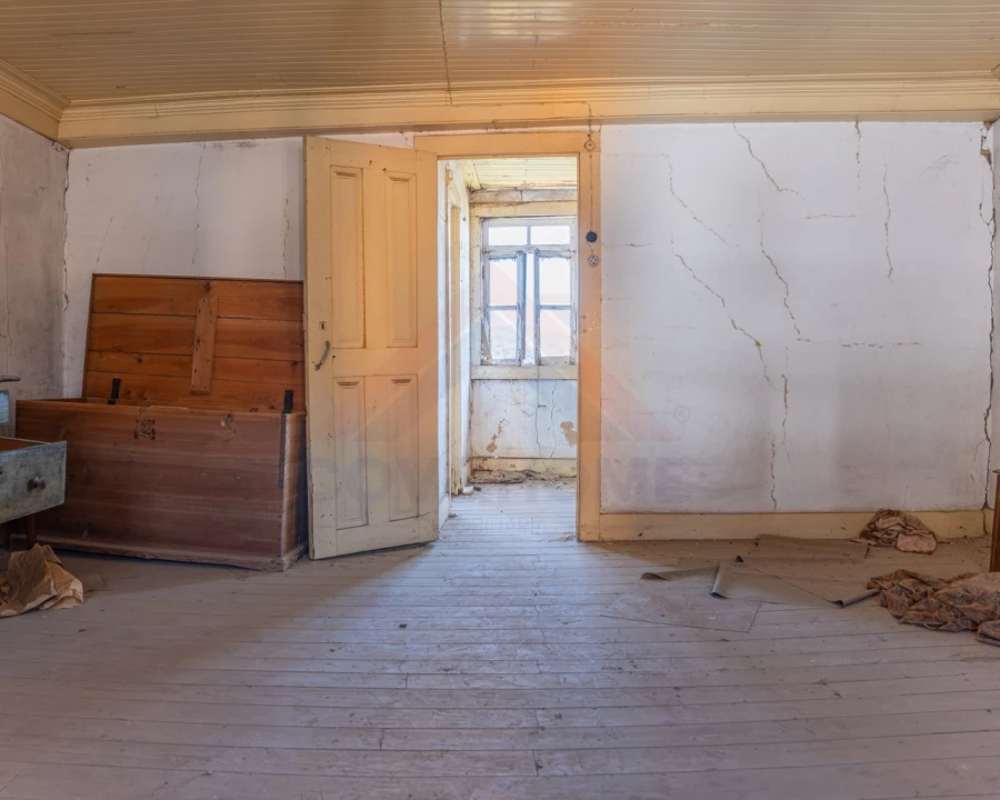 Moradia T3 para Venda em Dominguizo Foto 8