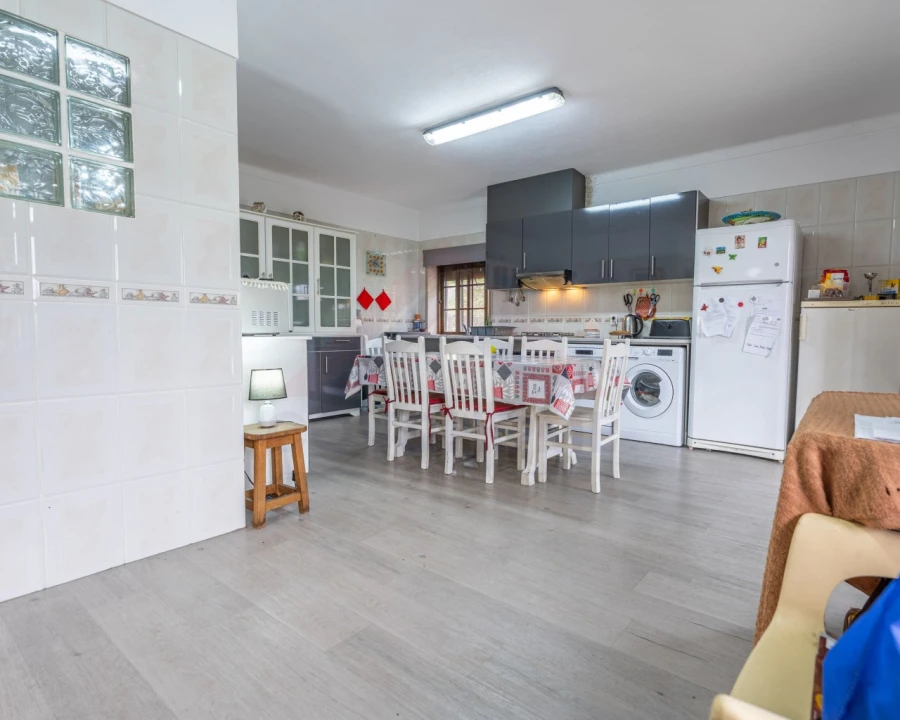 Moradia T3 para Venda em Tortosendo Foto 4