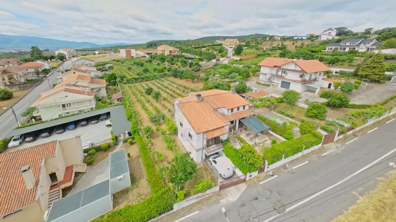 Moradia T3 para Venda em Tortosendo Foto 22