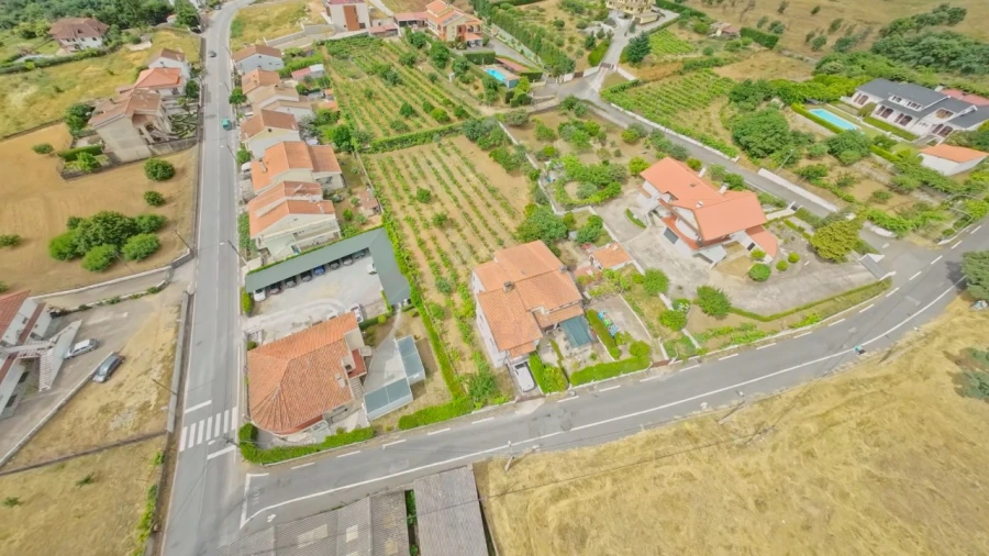 Moradia T3 para Venda em Tortosendo Foto 24