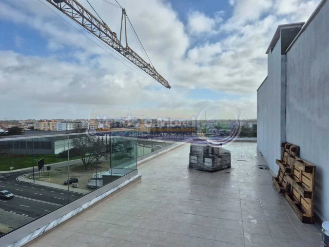 Apartamento T5 para Venda em Montijo e Afonsoeiro Foto 7