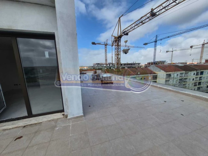 Apartamento T5 para Venda em Montijo e Afonsoeiro Foto 8