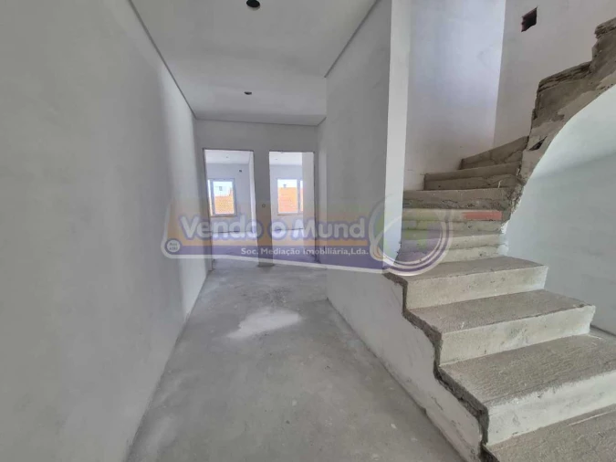 Apartamento T5 para Venda em Montijo e Afonsoeiro Foto 4