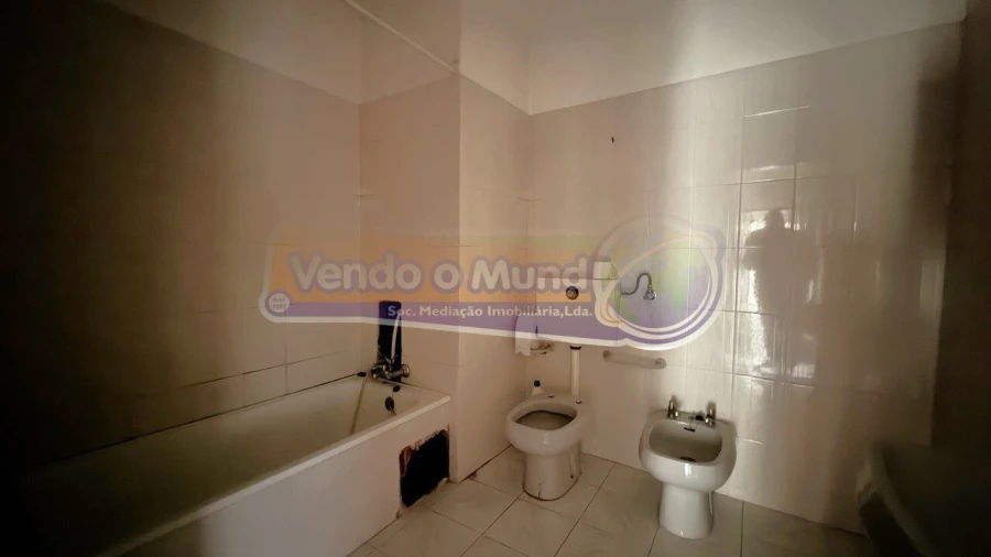 Apartamento T2 para Venda em Benavente Foto 15
