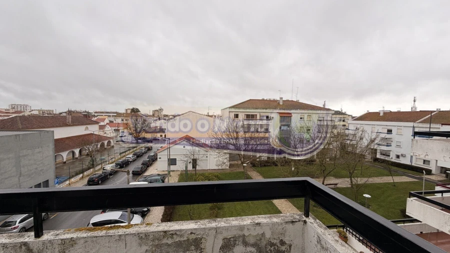 Apartamento T2 para Venda em Benavente Foto 6