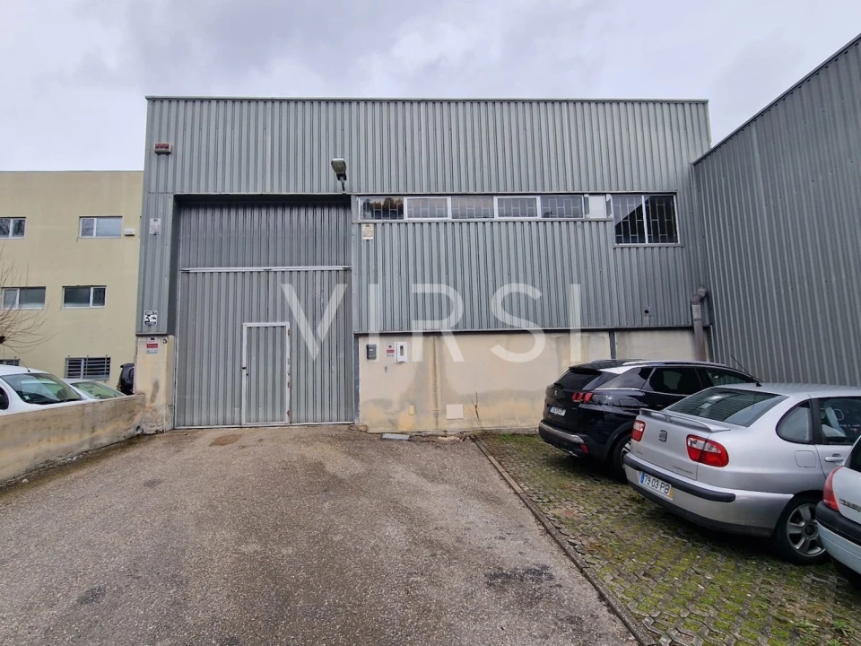 Armazém para Arrendamento em Assafarge e Antanhol Foto 1