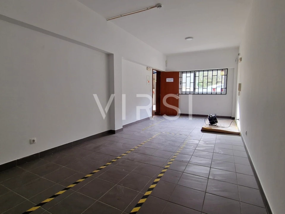 Armazém para Arrendamento em Assafarge e Antanhol Foto 7