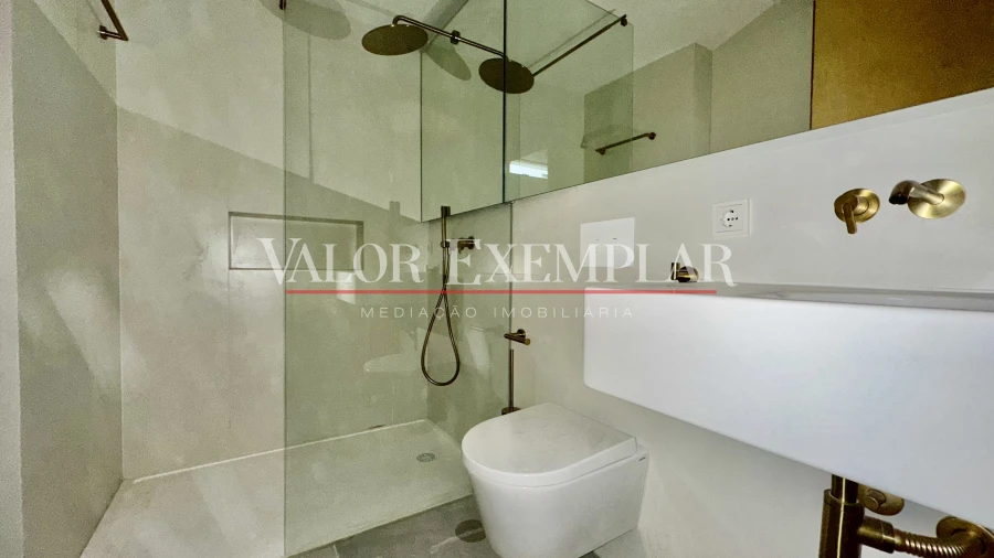 Apartamento T0 para Venda em Alcochete Foto 7