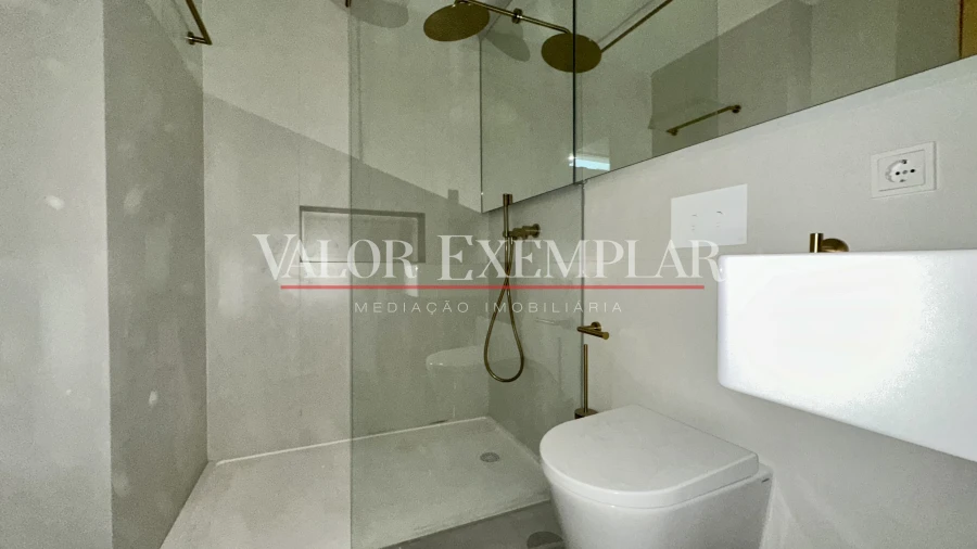 Apartamento T0 para Venda em Alcochete Foto 6