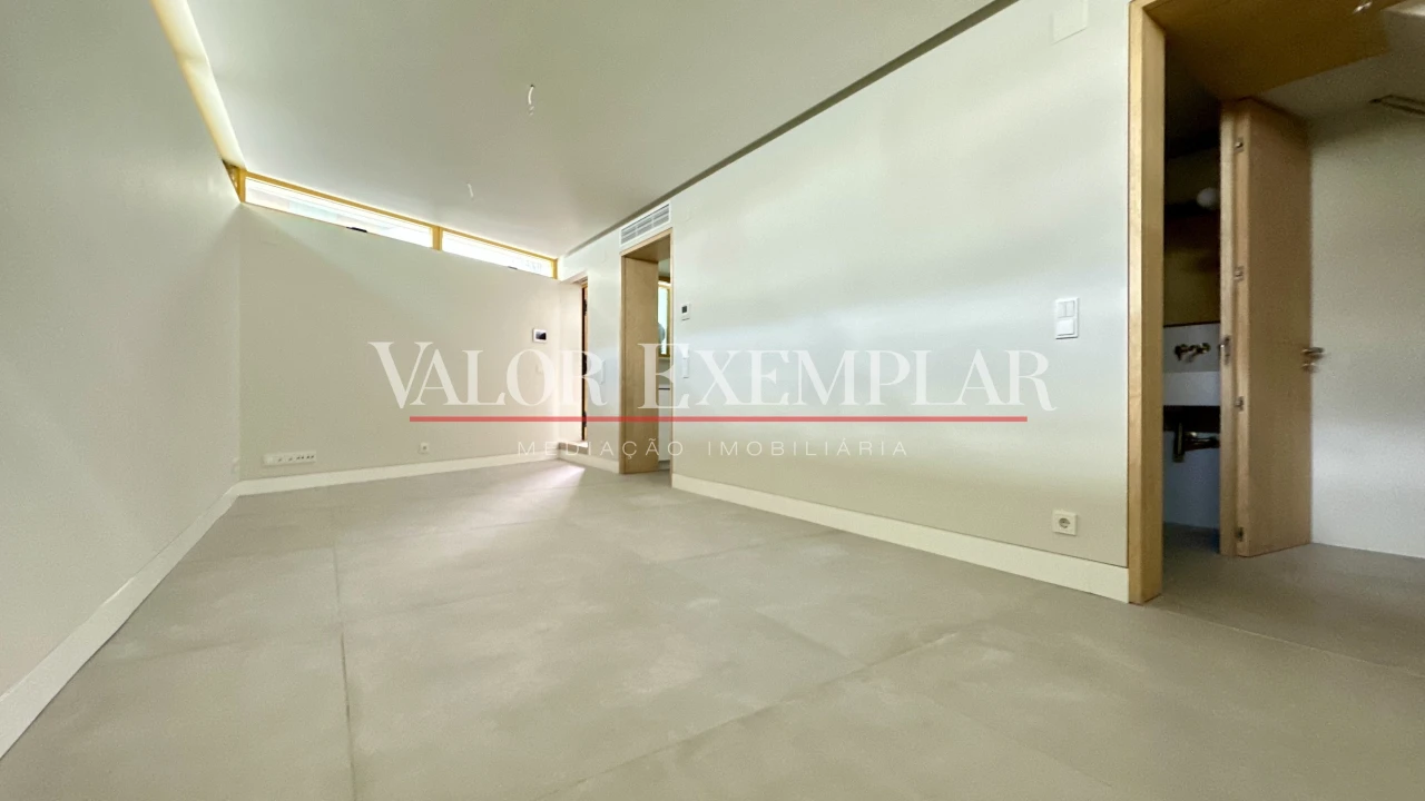 Apartamento T0 para Venda em Alcochete Foto 2