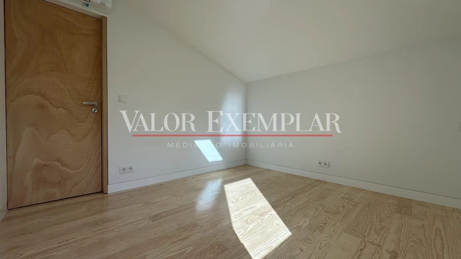 Apartamento T2 para Venda em Alcochete Foto 10