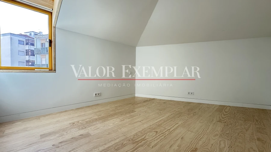 Apartamento T2 para Venda em Alcochete Foto 12