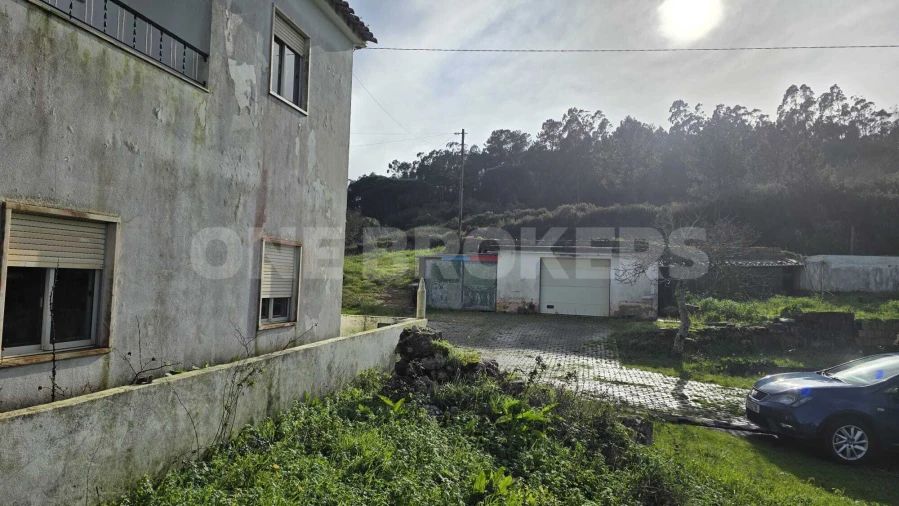 Moradia T4 para Venda em Lousa Foto 2