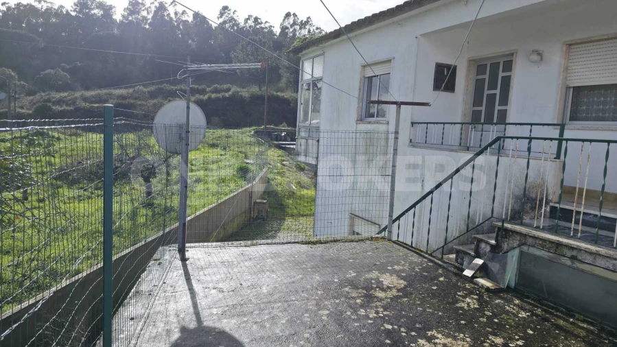 Moradia T4 para Venda em Lousa Foto 9