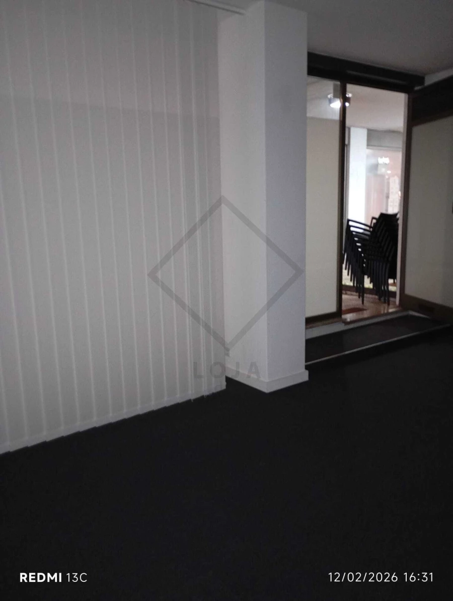 Loja para Arrendamento em Aldoar, Foz do Douro e Nevogilde