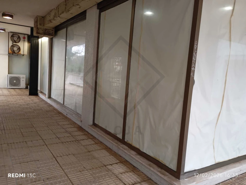 Loja para Arrendamento em Aldoar, Foz do Douro e Nevogilde Foto 4