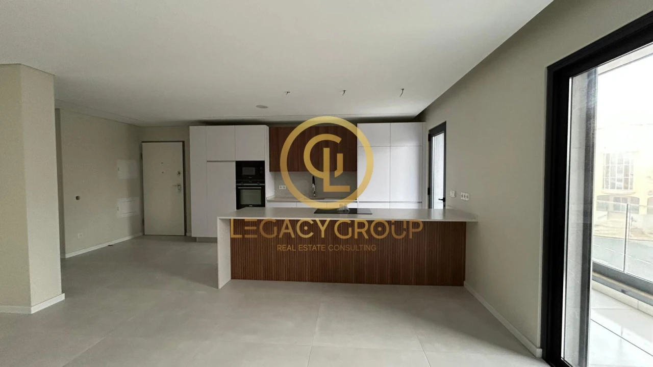 Apartamento T2 para Venda em Loule (São Sebastião) Foto 3