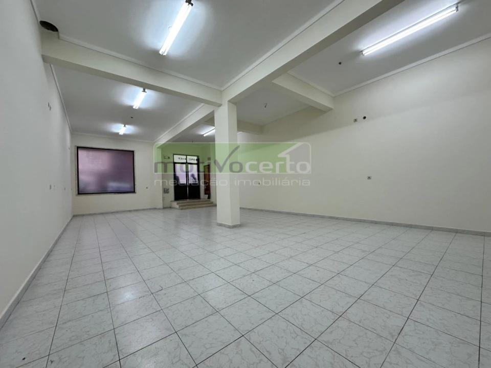 Loja para Venda em Cacém e São Marcos Foto 2