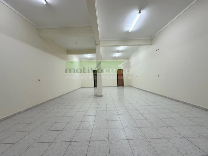 Loja para Venda em Cacém e São Marcos Foto 4