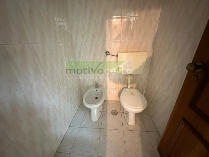 Loja para Venda em Cacém e São Marcos Foto 8