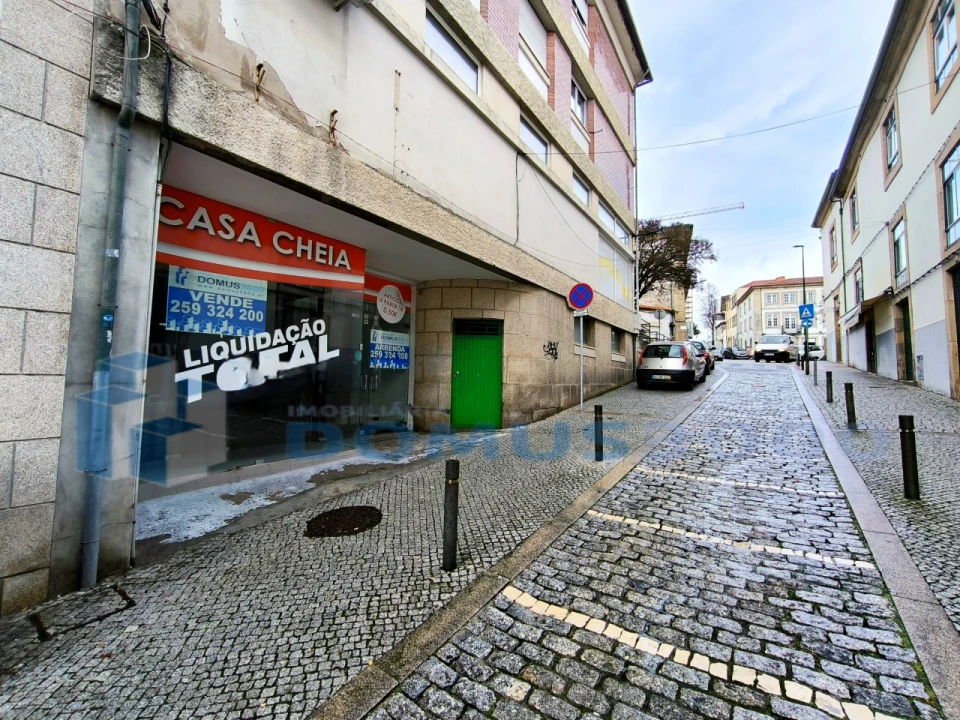 Loja para Arrendamento em Nossa Senhora da Conceição, São Pedro e São Dinis Foto 3