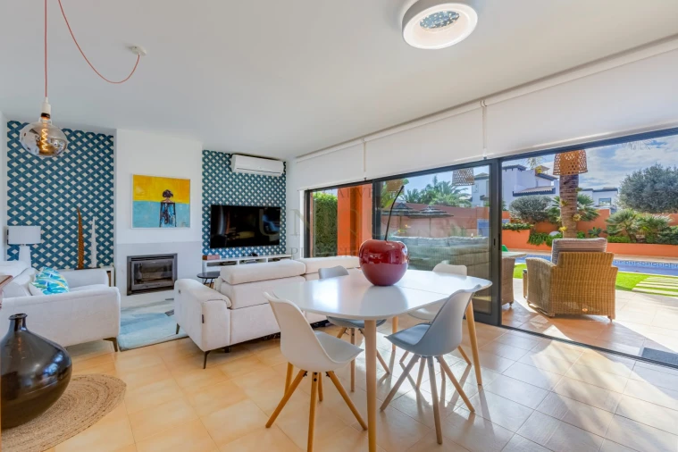 Moradia T3 para Venda em Lagos (São Sebastião e Santa Maria) Foto 5