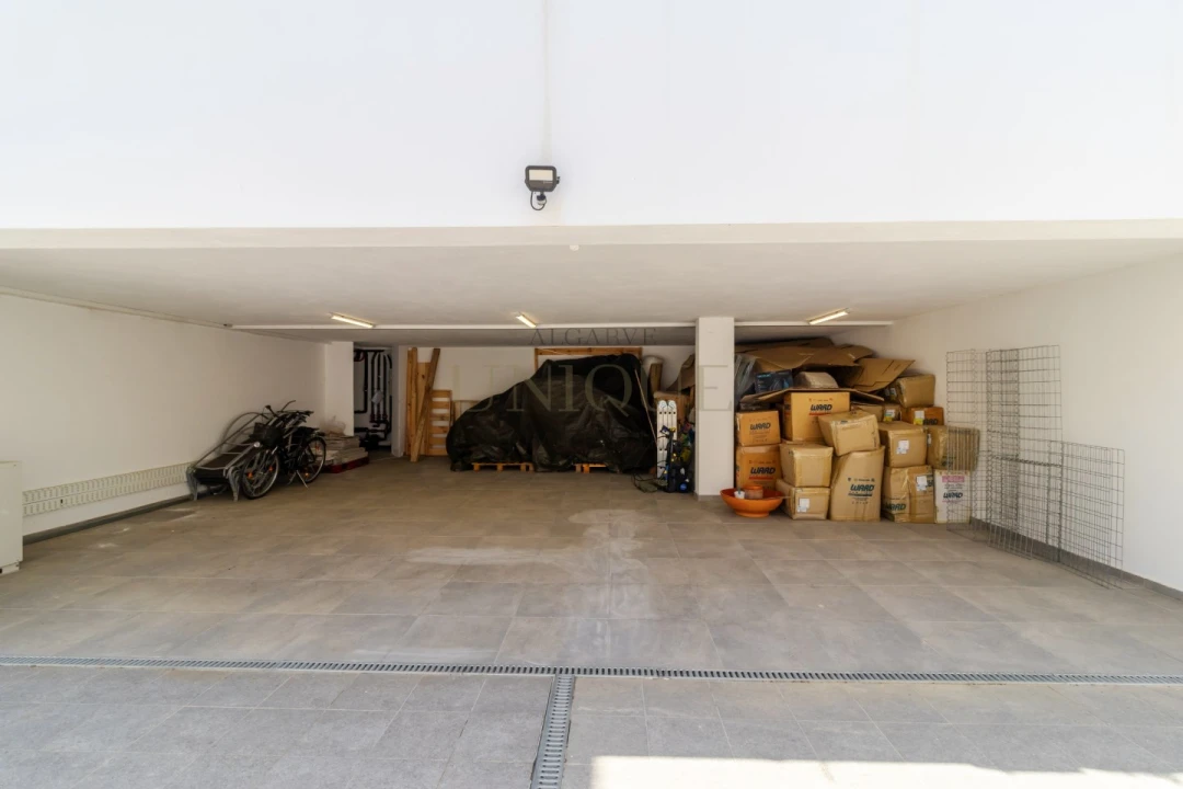 Moradia T4 para Venda em Lagos (São Sebastião e Santa Maria) Foto 20