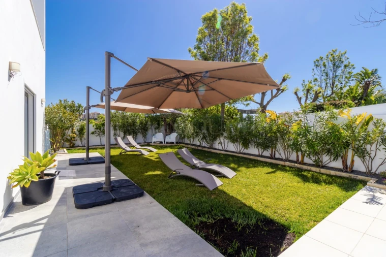 Moradia T4 para Venda em Lagos (São Sebastião e Santa Maria) Foto 8