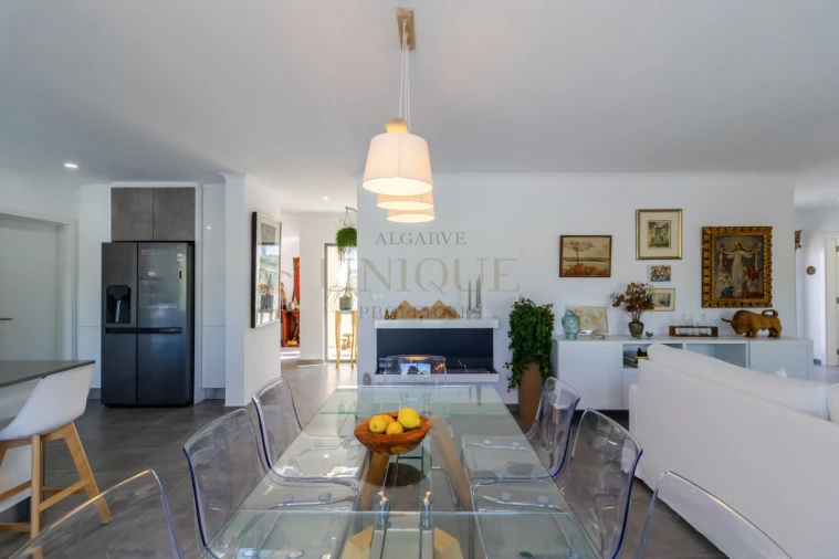 Moradia T4 para Venda em Lagos (São Sebastião e Santa Maria) Foto 18