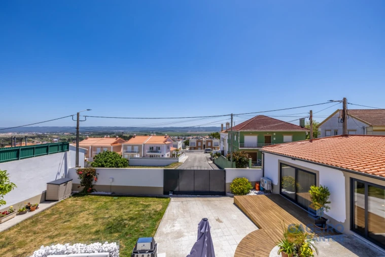 Moradia T3 para Venda em Tornada e Salir do Porto Foto 47
