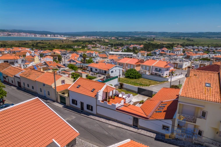 Moradia T3 para Venda em Tornada e Salir do Porto Foto 52