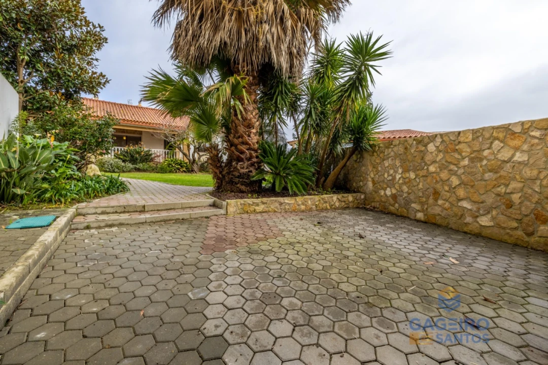 Moradia T2 para Venda em São Martinho do Porto Foto 15