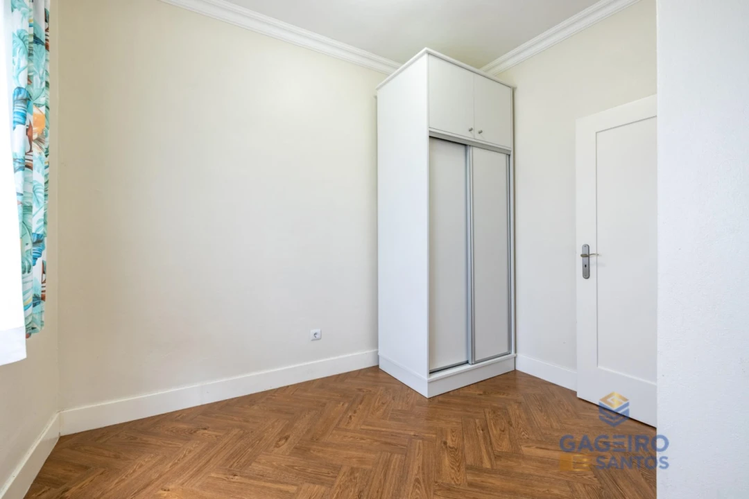 Moradia T2 para Venda em São Martinho do Porto Foto 38