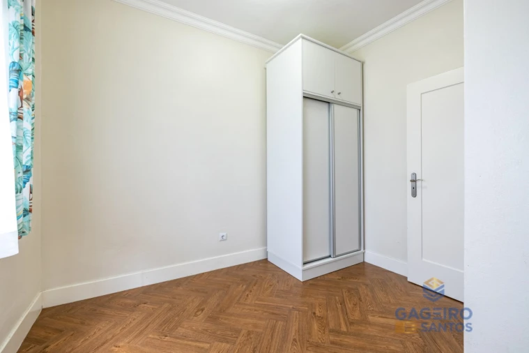 Moradia T2 para Venda em São Martinho do Porto Foto 38