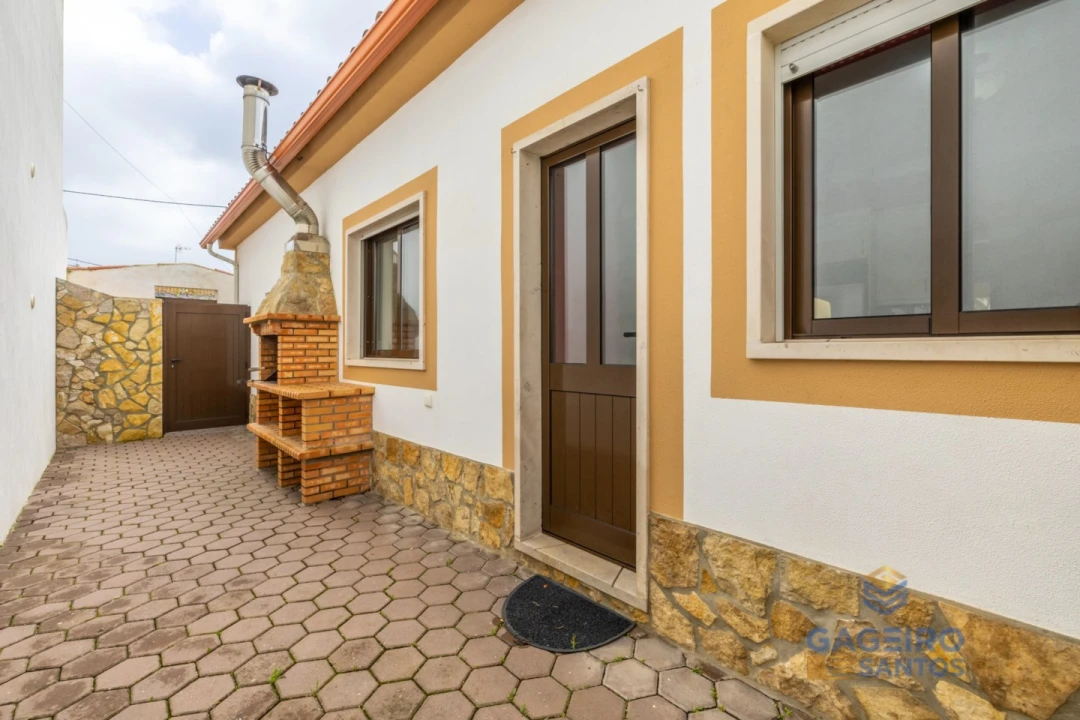 Moradia T2 para Venda em São Martinho do Porto Foto 21