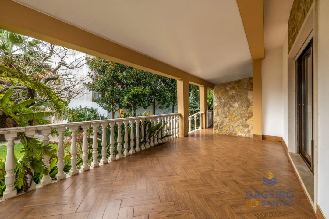 Moradia T2 para Venda em São Martinho do Porto Foto 26