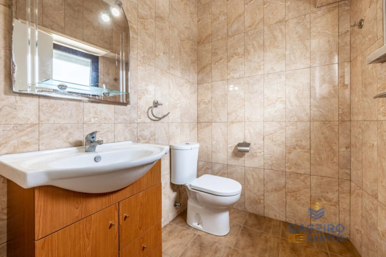 Moradia T2 para Venda em São Martinho do Porto Foto 5