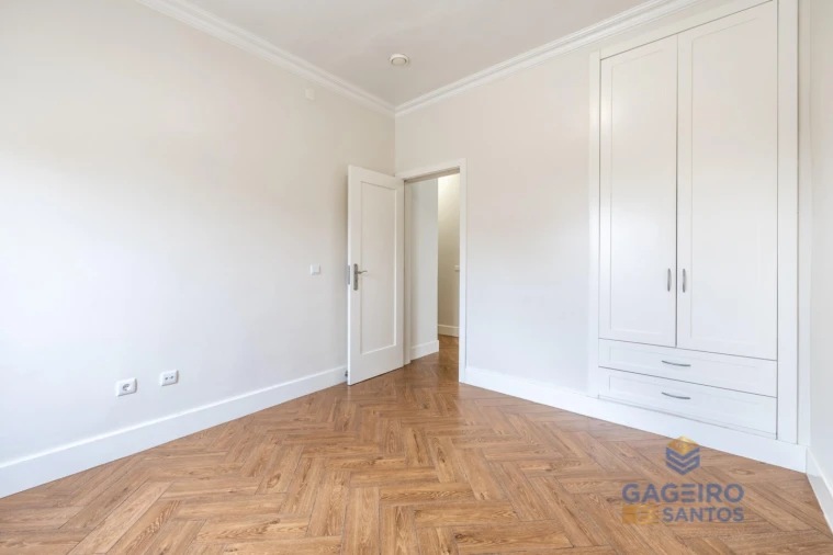 Moradia T2 para Venda em São Martinho do Porto Foto 6