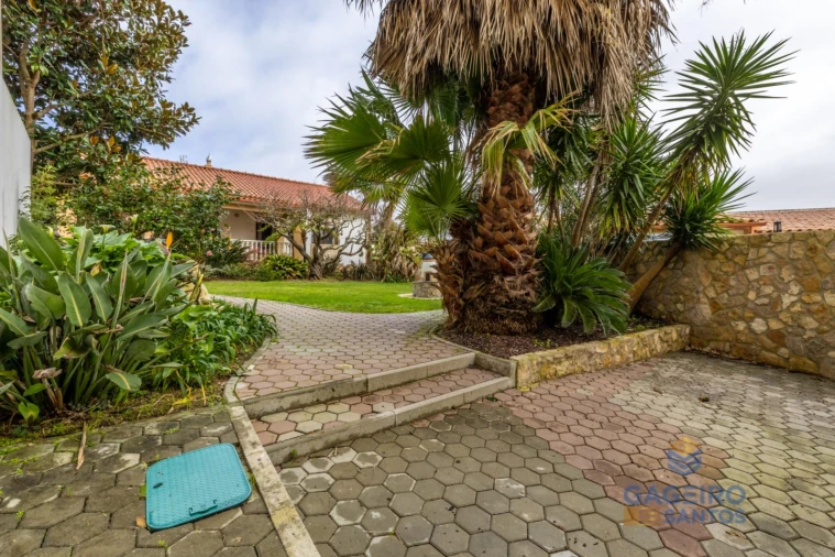 Moradia T2 para Venda em São Martinho do Porto Foto 14