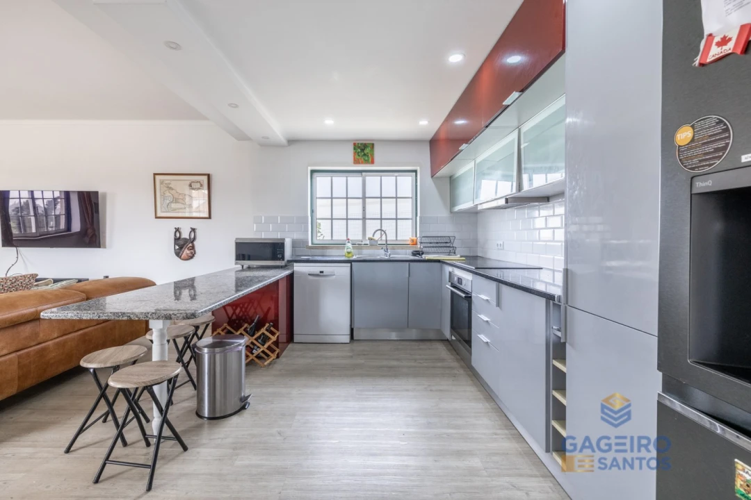 Moradia T4 para Venda em Barrio Foto 11