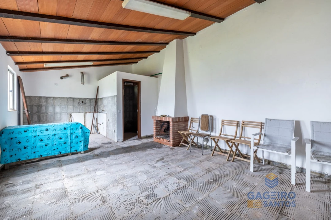 Moradia T4 para Venda em Barrio Foto 37