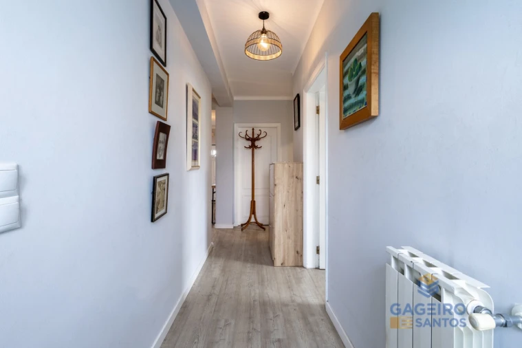 Moradia T4 para Venda em Barrio Foto 31