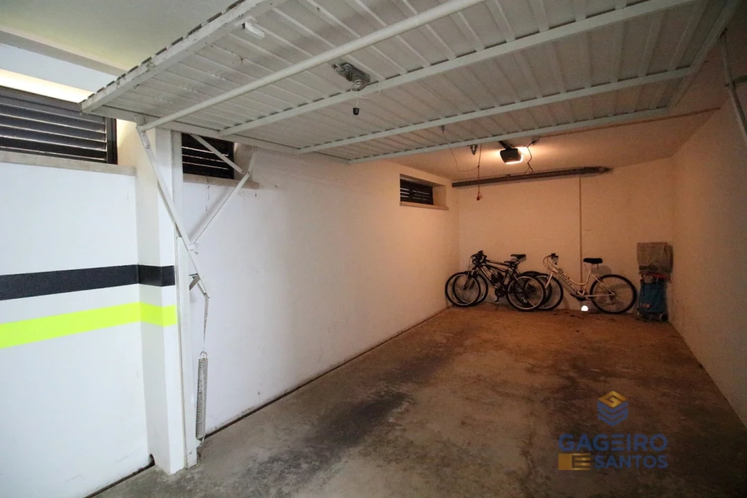 Apartamento T3 para Venda em São Martinho do Porto Foto 61