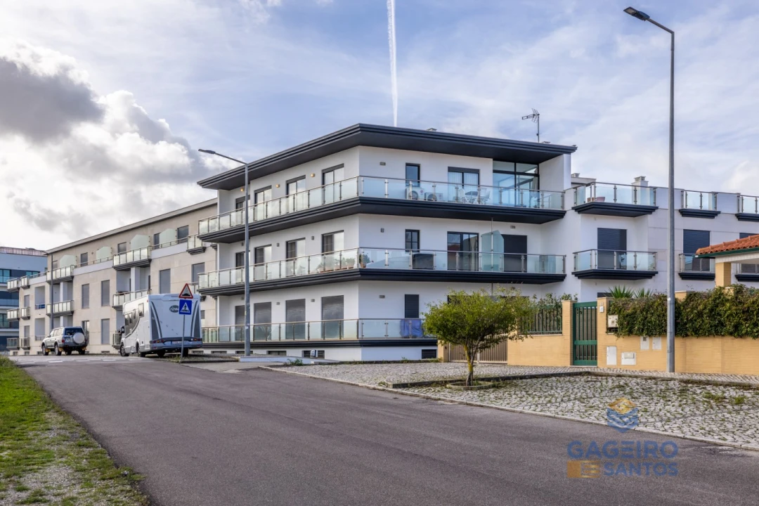 Apartamento T3 para Venda em São Martinho do Porto Foto 42