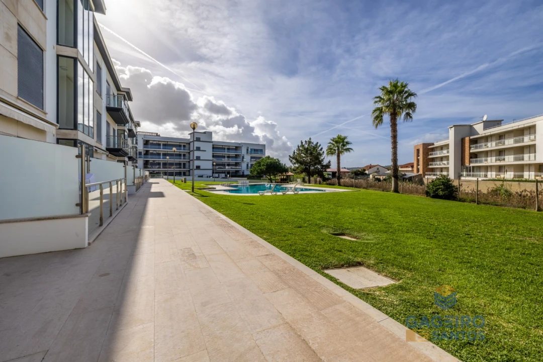 Apartamento T3 para Venda em São Martinho do Porto Foto 52