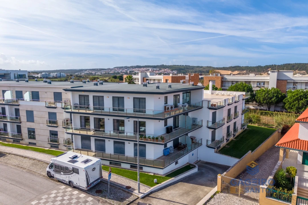 Apartamento T3 para Venda em São Martinho do Porto Foto 56