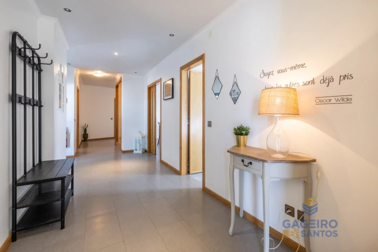 Apartamento T3 para Venda em São Martinho do Porto Foto 3