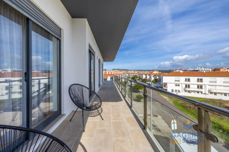 Apartamento T3 para Venda em São Martinho do Porto Foto 28