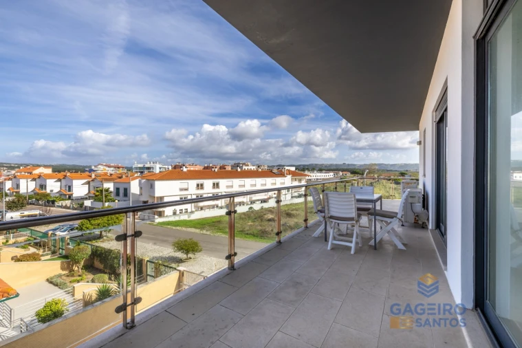 Apartamento T3 para Venda em São Martinho do Porto Foto 30