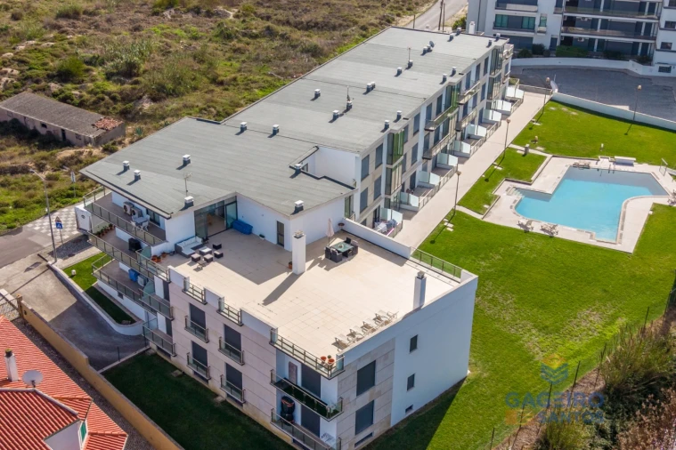 Apartamento T3 para Venda em São Martinho do Porto Foto 55